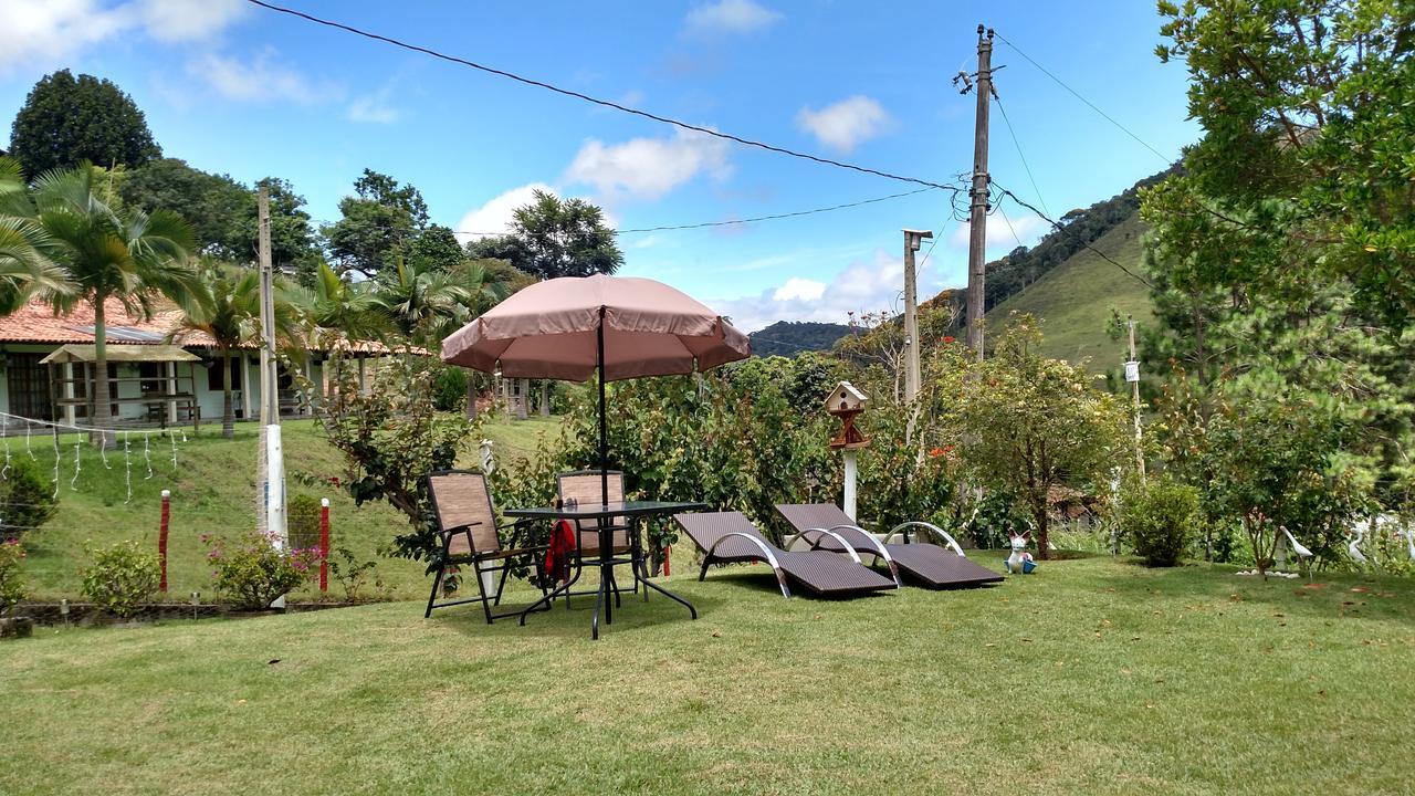 Casa Amarela, 03 Suites, Pertinho Do Valentim Aracê Extérieur photo